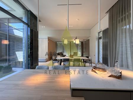 Фото Отдельный дом, 5 комн, 171м²