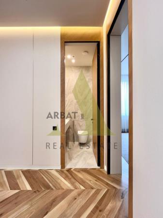 Фото Отдельный дом, 8 комн, 350м²