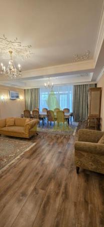 Фото Часть дома, 5 комн, 277.8м²