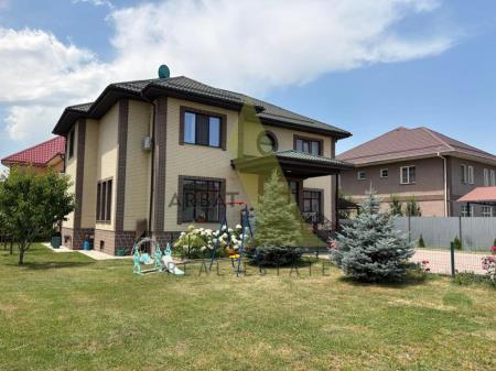 Фото Отдельный дом, 7 комн, 400м²