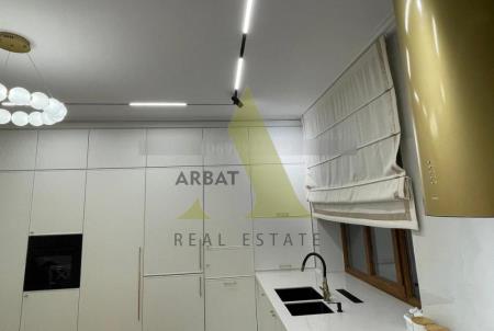 Фото Отдельный дом, 4 комн, 200м²