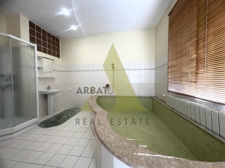 Фото Отдельный дом, 5 комн, 365м²