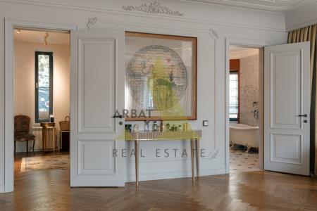 Фото Отдельный дом, 7 комн, 1200м²