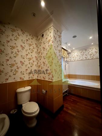 Фото Отдельный дом, 8 комн, 750м²