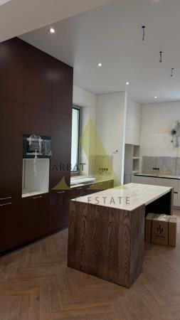 Фото Отдельный дом, 7 комн, 387м²