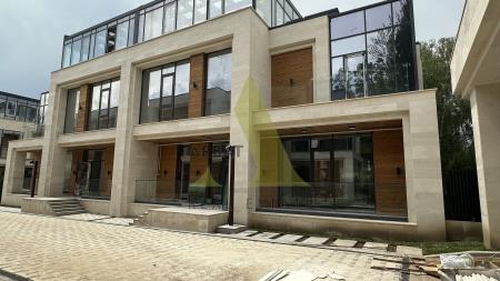 Фото Отдельный дом, 8 комн, 608.2м²