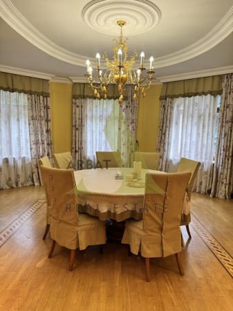 Фото Отдельный дом, 10 комн, 1000м²