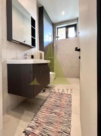 Фото Отдельный дом, 8 комн, 350м²