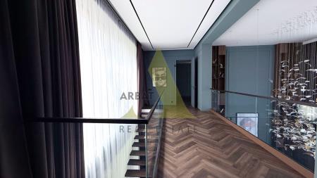 Фото Отдельный дом, 6 комн, 400м²