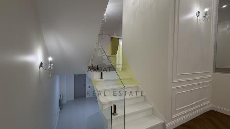 Фото Отдельный дом, 6 комн, 460.4м²