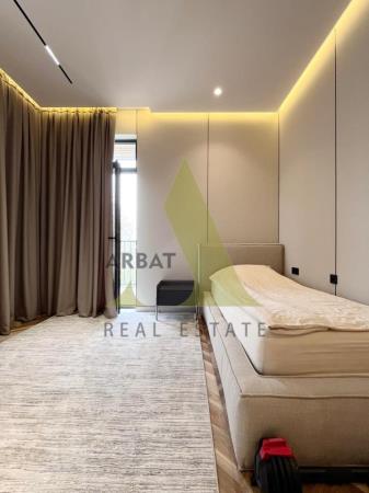 Фото Отдельный дом, 8 комн, 350м²