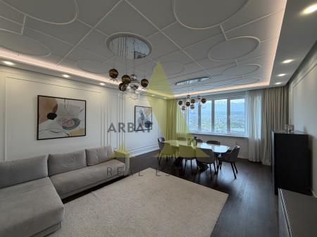 Фото Квартира, 4 комн, 162 м²