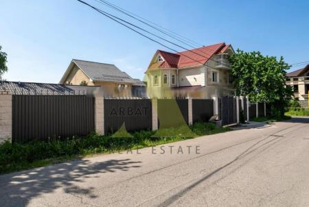 Фото Отдельный дом, 7 комн, 300м²